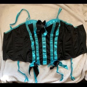 Black & Blue Corset with Skulls & Bows 32A